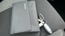 Nissan Qashqai 1.6 DiG-T N-Connecta 5dr Petrol Hatchback